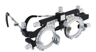 驗(yàn)光鏡片箱鋪助片